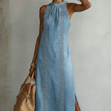 Julie – Denimkjole med vintage blondedetaljer