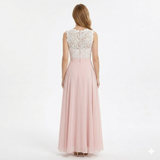 Lang aftenkjole ermeløs i blonde og chiffon med heklet bustier