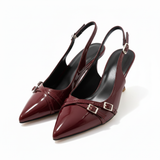 Slingback-pumps med spiss tå i lakkert kunstskinn med remmer for dame