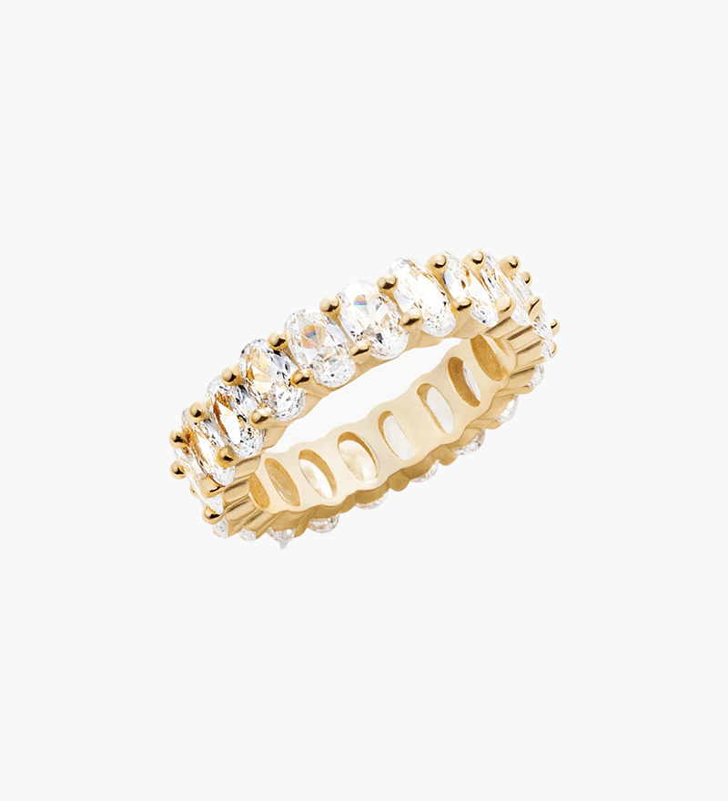 Ring med oval fasong