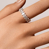 Ring med oval fasong
