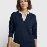 Celine – Chic strikkegenser med elegant blondekrage