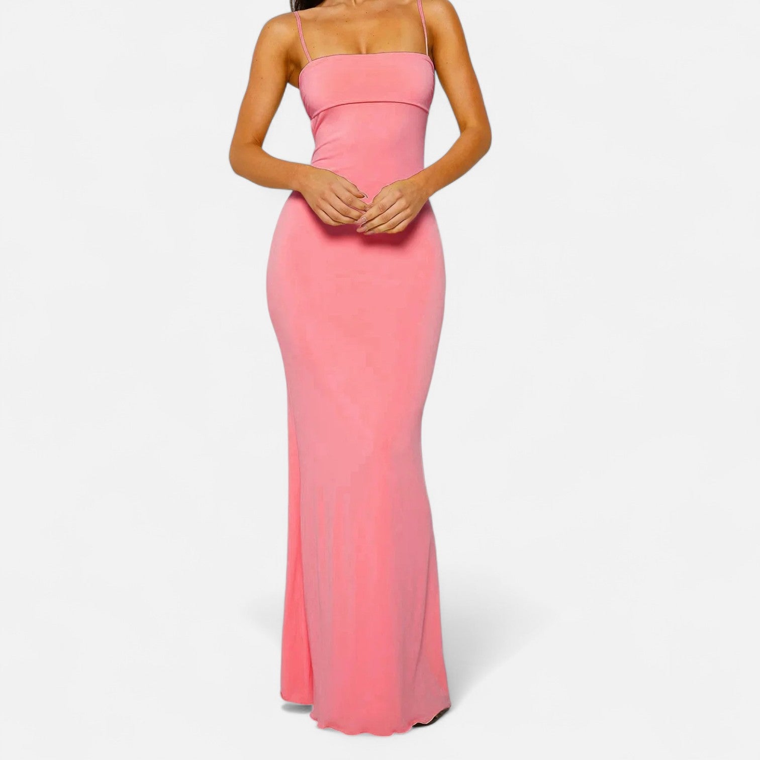 Ancienne Monde – Lang kjole åpen rygg for dame – elegant draperi, moderne kveldssjarm